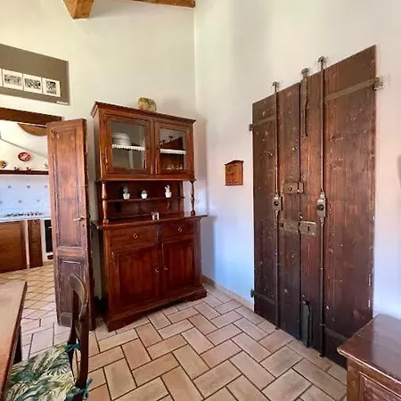 Terrazzini Corner